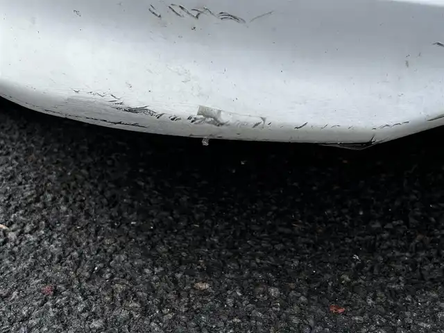 トヨタ イプサム 240s 道央・札幌 2006(平18)年 15.3万km スーパーホワイトⅡ ４WD/社外SDナビ/AM/FM/BT/CD/DVD/SD/ワンセグ/レーンキープアシスト/コーナーセンサー/革巻きステアリング/ステアリングリモコン/キセノンヘッドライト/フォグランプ/AC100V/電動格納ミラー/ウィンカーミラー/純正フロアマット/ドアバイザー/ルーフレール