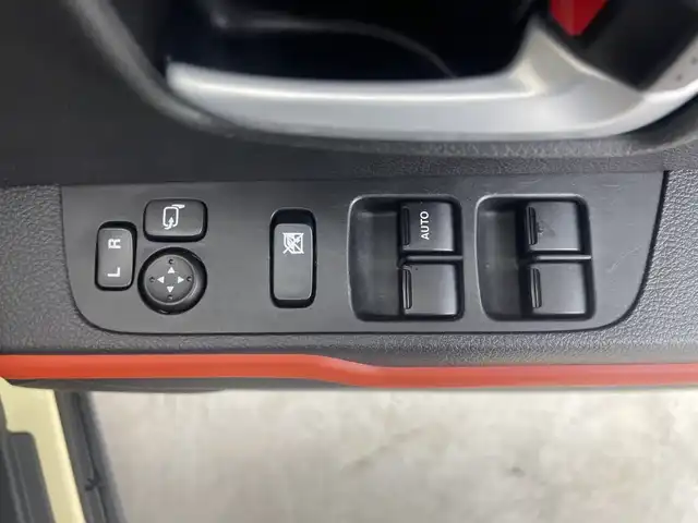 スズキ ハスラー HYBRID X 三重県 2020(令2)年 2.4万km シフォンアイボリーM /禁煙車//社外7型ナビ/　フルセグTV/CD/DVD/Bluetooth//純正アルミホイール//フォグライト//純正LEDヘッドライト//前方ドラレコ//前席シートヒーター//ETC//衝突軽減ブレーキシステム//レーンキープシステム//コーナーセンサー//アイドリングストップ//オートライト//ステアリングスイッチ