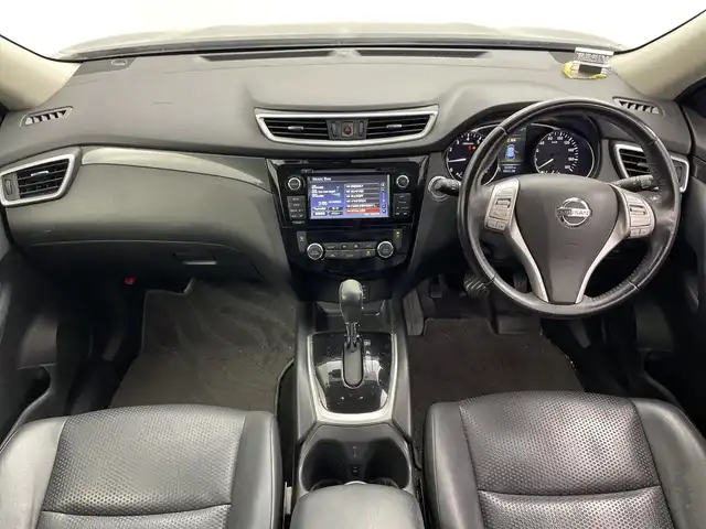 日産 エクストレイル 20Xt エマージェンシーブレーキ 群馬県 2015(平27)年 3.7万km ダイヤモンドブラック 純正メーカー７型ナビ　フルセグＴＶ　全周囲カメラ　衝突被害軽減システム　ブラインドスポットモニター　シートヒーター　革巻きステアリング　車線逸脱機能　ＬＥＤオートライト　ＥＴＣ　スマートキー　禁煙車