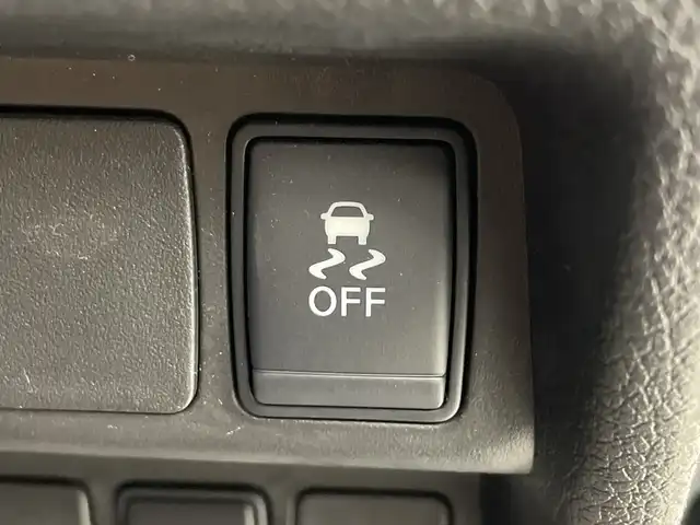 日産 エクストレイル 20Xt エマージェンシーブレーキ 群馬県 2015(平27)年 3.7万km ダイヤモンドブラック 純正メーカー７型ナビ　フルセグＴＶ　全周囲カメラ　衝突被害軽減システム　ブラインドスポットモニター　シートヒーター　革巻きステアリング　車線逸脱機能　ＬＥＤオートライト　ＥＴＣ　スマートキー　禁煙車