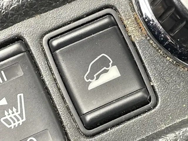 日産 エクストレイル 20Xt エマージェンシーブレーキ 群馬県 2015(平27)年 3.7万km ダイヤモンドブラック 純正メーカー７型ナビ　フルセグＴＶ　全周囲カメラ　衝突被害軽減システム　ブラインドスポットモニター　シートヒーター　革巻きステアリング　車線逸脱機能　ＬＥＤオートライト　ＥＴＣ　スマートキー　禁煙車