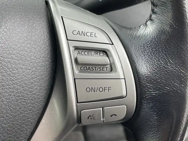 日産 エクストレイル 20Xt エマージェンシーブレーキ 群馬県 2015(平27)年 3.7万km ダイヤモンドブラック 純正メーカー７型ナビ　フルセグＴＶ　全周囲カメラ　衝突被害軽減システム　ブラインドスポットモニター　シートヒーター　革巻きステアリング　車線逸脱機能　ＬＥＤオートライト　ＥＴＣ　スマートキー　禁煙車