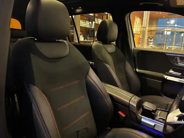 メルセデス・ベンツ Ｍ・ベンツ ＧＬＢ２００ｄ 4マチック AMGライン 富山県 2021(令3)年 3.9万km 白 セーフティパッケージ/純正ＨＤＤナビ/Bluetooth接続/フルセグTV/AM/FMラジオ/バックカメラ/３６０°カメラ/前後ドラレコ/ACC/プッシュスタート/パワーバックドア/アイドリングストップ/ワイヤレス充電/D/N席パワーシート/D/N席シートヒーター/３列シート/ETC２．０/アンビエントライト/ダウンヒルコントロール/車線逸脱防止/パークセンサー/盗難防止装置/衝突軽減