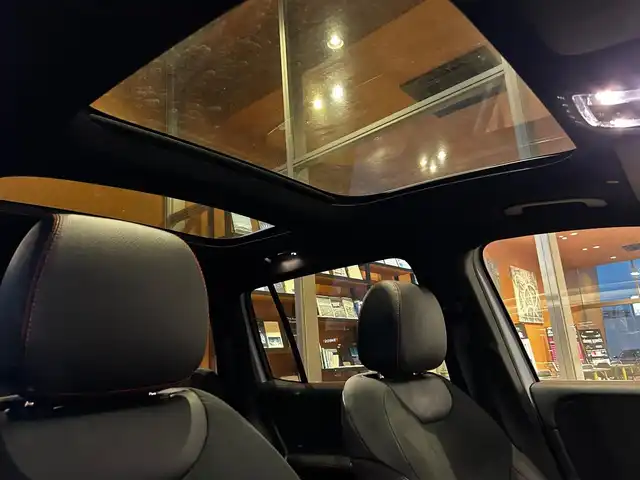 メルセデス・ベンツ Ｍ・ベンツ ＧＬＢ２００ｄ 4マチック AMGライン 富山県 2021(令3)年 3.9万km 白 セーフティパッケージ/純正ＨＤＤナビ/Bluetooth接続/フルセグTV/AM/FMラジオ/バックカメラ/３６０°カメラ/前後ドラレコ/ACC/プッシュスタート/パワーバックドア/アイドリングストップ/ワイヤレス充電/D/N席パワーシート/D/N席シートヒーター/３列シート/ETC２．０/アンビエントライト/ダウンヒルコントロール/車線逸脱防止/パークセンサー/盗難防止装置/衝突軽減