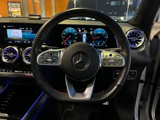 メルセデス・ベンツ Ｍ・ベンツ ＧＬＢ２００ｄ 4マチック AMGライン 富山県 2021(令3)年 3.9万km 白 セーフティパッケージ/純正ＨＤＤナビ/Bluetooth接続/フルセグTV/AM/FMラジオ/バックカメラ/３６０°カメラ/前後ドラレコ/ACC/プッシュスタート/パワーバックドア/アイドリングストップ/ワイヤレス充電/D/N席パワーシート/D/N席シートヒーター/３列シート/ETC２．０/アンビエントライト/ダウンヒルコントロール/車線逸脱防止/パークセンサー/盗難防止装置/衝突軽減