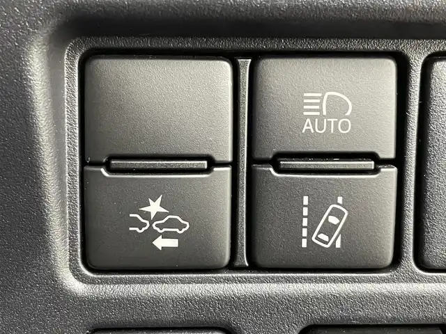 トヨタ ノア Si ダブルバイビーⅢ 富山県 2020(令2)年 4.1万km ブラック 純正メモリナビ/フルセグTV/Bluetooth/バックカメラ/純正フリップダウンモニター/ETC/両側電動スライドドア/LEDオートライト/オートハイビーム/トヨタセーフティセンス/クルーズコントロール/前後ドライブレコーダー/前後コーナーセンサー/ハーフレザー/スマートキー/スペアキー/ワンオーナー