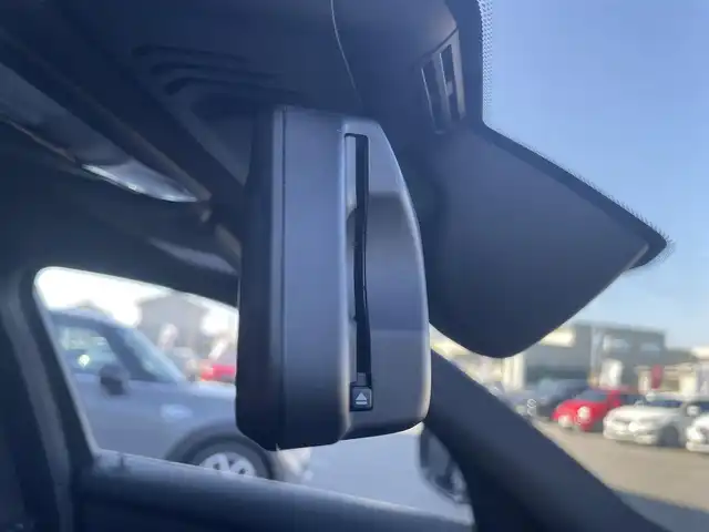 ＢＭＷ ３２０ｄ xDrive Mスポーツ 栃木県 2019(令1)年 4.3万km 白 ハイラインパッケージ/インテリジェントセーフティ/コンフォートアクセス/アンビエントライト/黒革シート/パワーシート/シートヒーター/ナビ/バックカメラ/ミラーETC/パワートランクリッド/パークディスタンス/ACC/レーンキープアシスト/ブラインドスポット/ドライブレコーダー/ワイヤレスチャージ