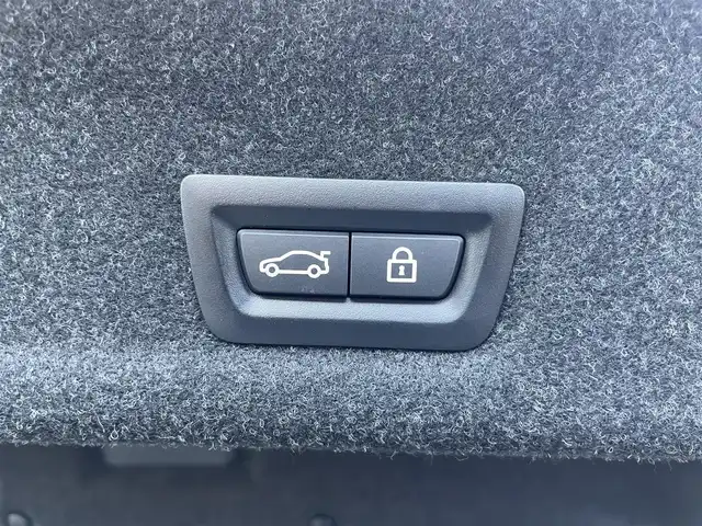 ＢＭＷ ３２０ｄ xDrive Mスポーツ 栃木県 2019(令1)年 4.3万km 白 ハイラインパッケージ/インテリジェントセーフティ/コンフォートアクセス/アンビエントライト/黒革シート/パワーシート/シートヒーター/ナビ/バックカメラ/ミラーETC/パワートランクリッド/パークディスタンス/ACC/レーンキープアシスト/ブラインドスポット/ドライブレコーダー/ワイヤレスチャージ