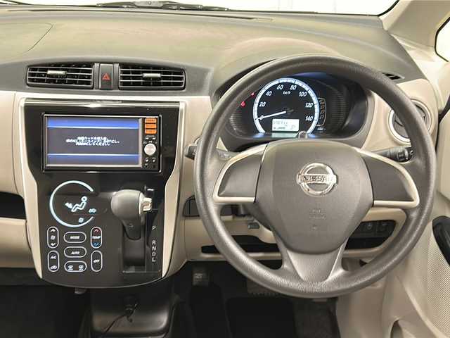 日産 デイズ X 道央・札幌 2014(平26)年 7.7万km プレミアムパープルP 4WD//純正メモリナビ//フルセグテレビ//バックカメラ//アイドリングストップ//ドアバイザー//プッシュスタート//ETC//アラウンドビューモニター//シートヒーター