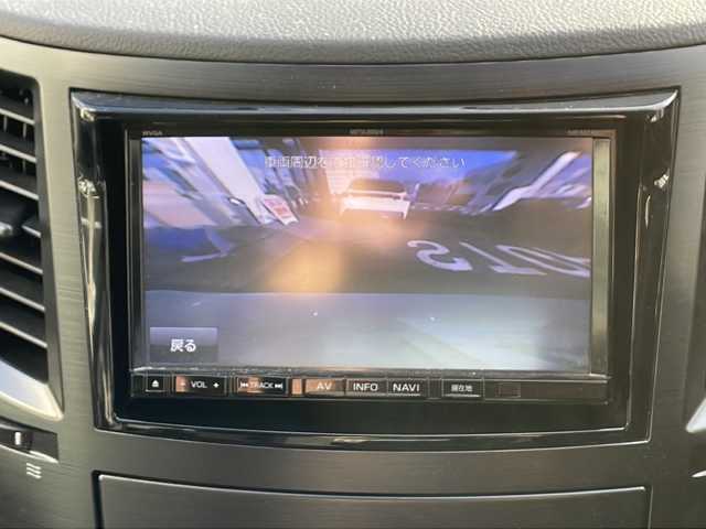 スバル レガシィ Ｂ４ 2．5iアイサイト 茨城県 2013(平25)年 5.4万km サテンホワイトパール 【(株)IDOMが運営する【じしゃロン水戸店】の自社ローン対象車両になります。こちらは現金ご利用時の価格です。自社ローンご希望の方は別途その旨お申付け下さい。】/・４WD/・ナビ/フルセグ/CDDVD/Bluetooth/・バックカメラ/・ETC/・社外前後ドラレコ/・MTモード付きAT/・レーダークルーズコントロール/・レーンキープアシスト/・衝突被害軽減ブレーキ/・先行車発進告知/・オートライト/・ヒルディセントコントロール/・パドルシフト/・純正AW/・純正マット/・保証書/・取扱説明書