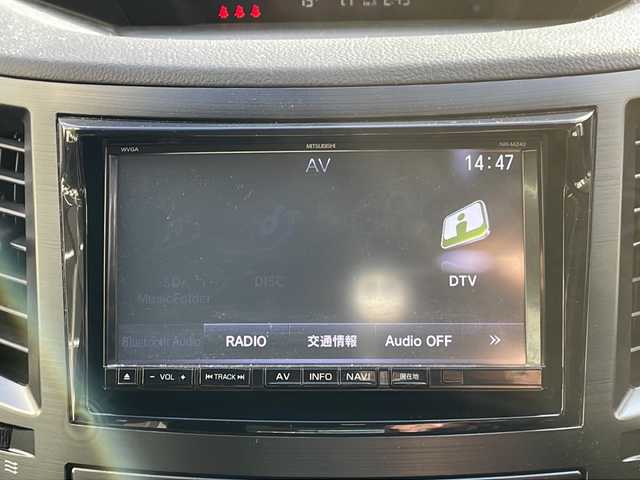 スバル レガシィ Ｂ４ 2．5iアイサイト 茨城県 2013(平25)年 5.4万km サテンホワイトパール 【(株)IDOMが運営する【じしゃロン水戸店】の自社ローン対象車両になります。こちらは現金ご利用時の価格です。自社ローンご希望の方は別途その旨お申付け下さい。】/・４WD/・ナビ/フルセグ/CDDVD/Bluetooth/・バックカメラ/・ETC/・社外前後ドラレコ/・MTモード付きAT/・レーダークルーズコントロール/・レーンキープアシスト/・衝突被害軽減ブレーキ/・先行車発進告知/・オートライト/・ヒルディセントコントロール/・パドルシフト/・純正AW/・純正マット/・保証書/・取扱説明書