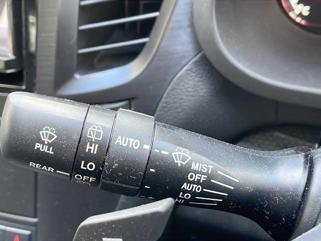 スバル レガシィ Ｂ４ 2．5iアイサイト 茨城県 2013(平25)年 5.4万km サテンホワイトパール 【(株)IDOMが運営する【じしゃロン水戸店】の自社ローン対象車両になります。こちらは現金ご利用時の価格です。自社ローンご希望の方は別途その旨お申付け下さい。】/・４WD/・ナビ/フルセグ/CDDVD/Bluetooth/・バックカメラ/・ETC/・社外前後ドラレコ/・MTモード付きAT/・レーダークルーズコントロール/・レーンキープアシスト/・衝突被害軽減ブレーキ/・先行車発進告知/・オートライト/・ヒルディセントコントロール/・パドルシフト/・純正AW/・純正マット/・保証書/・取扱説明書