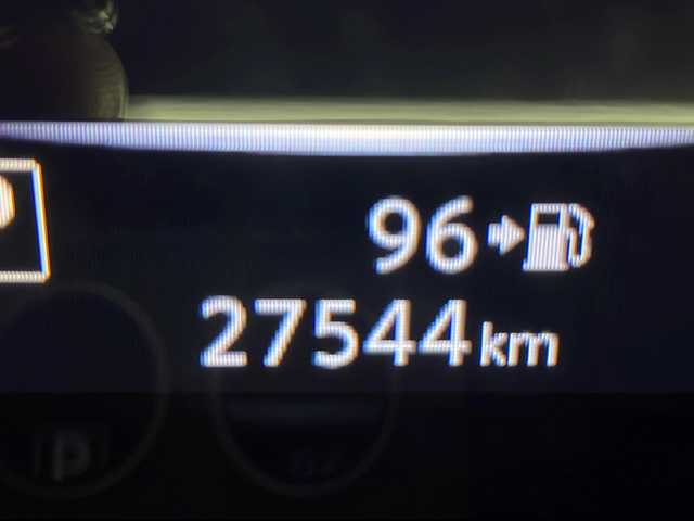 日産 エクストレイル 20X 秋田県 2017(平29)年 2.8万km シャイニングブルー 4WD/純正ナビ/（FM/AM/Bluetooth/フルセグTV/CD/DVD）/電動リアゲート/サンルーフ/カプロンシート/横滑り防止装置/コーナーセンサー/ダウンヒルアシスト/アイドリングストップ/ビルトインETC/ステアリングリモコン/前席シートヒーター/2WD⇔4WD切り替えスイッチ/電動格納ミラー/プッシュスタート/スマートキー/純正アルミホイール/社外フロアマット/ルーフレール/ドアバイザー