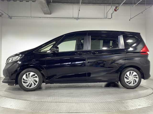 ホンダ フリード G ホンダセンシング 神奈川県 2021(令3)年 1.3万km クリスタルブラックパール 純正メモリナビ/(CD/DVD/BT/フルセグ)/バックカメラ/衝突被害軽減ブレーキ/レーンキープアシスト/クルーズコントロール/両側パワースライドドア/横滑り防止装置/ETC/社外前後ドライブレコーダー/アイドリングストップ/LEDヘッドライト/オートライト/ウィンカーミラー/電動格納ミラー/シートヒーター/シートリフター/プッシュスタート/スマートキー/フロアマット/ドアバイザー/取扱説明書/保証書