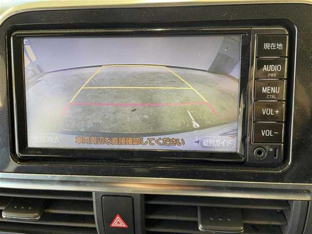 トヨタ シエンタ G クエロ 静岡県 2017(平29)年 12.4万km ホワイトパールクリスタルシャイン (株)IDOMが運営する【じしゃロン浜松店】の自社ローン専用車両になりますこちらは現金またはオートローンご利用時の価格です。自社ローンご希望の方は別途その旨お申付け下さい/プッシュスタート/アイドリングストップ/スマートキー/Bluetooth接続/ETC/バックカメラ/純正SDナビ/純正フロアマット/ハーフレザーシート/両側パワースライドドア/オートライト/LEDヘッドライト