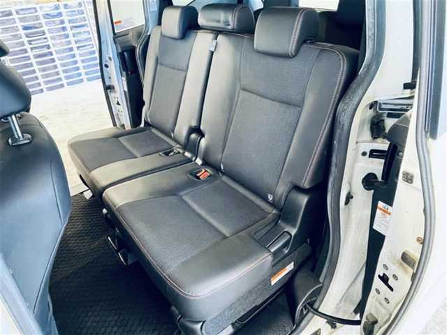 トヨタ シエンタ G クエロ 静岡県 2017(平29)年 12.4万km ホワイトパールクリスタルシャイン (株)IDOMが運営する【じしゃロン浜松店】の自社ローン専用車両になりますこちらは現金またはオートローンご利用時の価格です。自社ローンご希望の方は別途その旨お申付け下さい/プッシュスタート/アイドリングストップ/スマートキー/Bluetooth接続/ETC/バックカメラ/純正SDナビ/純正フロアマット/ハーフレザーシート/両側パワースライドドア/オートライト/LEDヘッドライト