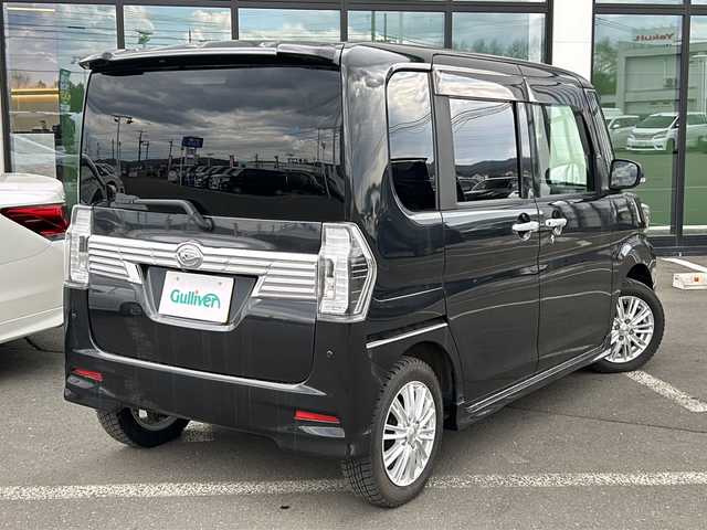 ダイハツ タント カスタム RS トップED SA Ⅲ 道東・釧路十勝 2018(平30)年 4.1万km ブラックマイカメタリック ・４WD/・社外SDメモリナビ/（AM・FM・CD・DVD・BT・SD・iPod）/・バックカメラ/・両側パワースライドドア/・社外ETC/・ステアリングスイッチ/・ハーフレザーシート/・シートヒーター（運転席）/・オートマチックハイビーム/・オートライト/・LEDヘッドライト/・フォグライト/・アイドリングストップ/・横滑り防止装置/・純正フロアマット/・スマートキー/・プッシュスタート/・電動格納ミラー/・ドアバイザー/・純正アルミホイール付夏タイヤ積み込み/（165/55/15　１８年製　４分山）