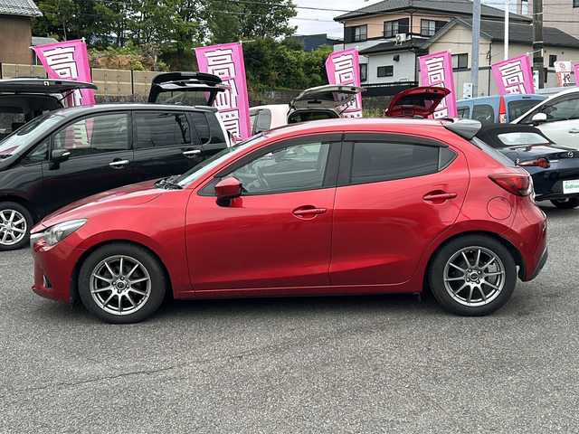 マツダ デミオ XD ツーリング 愛知県 2015(平27)年 8万km ソウルレッドプレミアムメタリック /禁煙車//メーカーナビ・フルセグTV//DVD再生.SD.BT.USB.AUX//バックカメラ/ETC//スマートシティブレーキサポート//クルーズコントロール//プッシュスタート//電動格納ミラーウインカー//ステアリングスイッチ//LEDオートライト//社外１６インチアルミ//純正ドアバイザー//純正フロアマット//新車保証書/取扱説明書//スペアキー