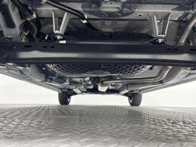 ダイハツ タフト G ダーククロムベンチャー 神奈川県 2025(令7)年 0.1千km シャイニングホワイトパール 届出済未使用車/登録時走行8km/ガラスルーフ/シートヒーター前席/アイドリングストップ/スマートアシスト/衝突警報機能/衝突回避支援ブレーキ機能/ブレーキ制御付誤発進抑制機能/車線逸脱警報機能/路外逸脱警報機能/ふらつき警報/先行車発進お知らせ機能/標識認識機能/全車速追従機能付オートクルーズコントロール/レーンキープコントロール/オートハイビーム/アダプティブドライビングビーム/電動パーキングブレーキ/オートブレーキホールド/LEDヘッドライト/フォグライト