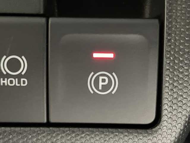 ダイハツ タフト G ダーククロムベンチャー 神奈川県 2025(令7)年 0.1千km シャイニングホワイトパール 届出済未使用車/登録時走行8km/ガラスルーフ/シートヒーター前席/アイドリングストップ/スマートアシスト/衝突警報機能/衝突回避支援ブレーキ機能/ブレーキ制御付誤発進抑制機能/車線逸脱警報機能/路外逸脱警報機能/ふらつき警報/先行車発進お知らせ機能/標識認識機能/全車速追従機能付オートクルーズコントロール/レーンキープコントロール/オートハイビーム/アダプティブドライビングビーム/電動パーキングブレーキ/オートブレーキホールド/LEDヘッドライト/フォグライト