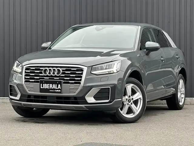 アウディ Ｑ２ 35TDIスポーツ 福島県 2020(令2)年 4.4万km ナノグレー/フロレットシルバーM ACC/レーンキープ/ブラインドスポット /バーチャルコックピット/純正ナビ/AppleCarPlay/バックカメラ/フルセグTV/ETC/シートヒーター /LEDヘッドライト/電動リアゲート/オートホールド /コーナーセンサー /レインセンサー /ドライブセレクト/純正17インチAW /取扱説明書/保証書