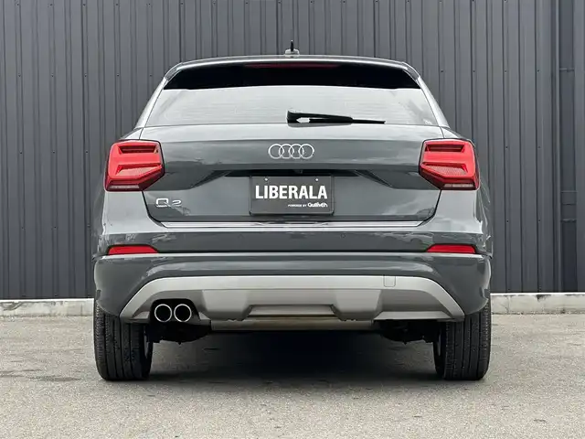 アウディ Ｑ２ 35TDIスポーツ 福島県 2020(令2)年 4.4万km ナノグレー/フロレットシルバーM ACC/レーンキープ/ブラインドスポット /バーチャルコックピット/純正ナビ/AppleCarPlay/バックカメラ/フルセグTV/ETC/シートヒーター /LEDヘッドライト/電動リアゲート/オートホールド /コーナーセンサー /レインセンサー /ドライブセレクト/純正17インチAW /取扱説明書/保証書