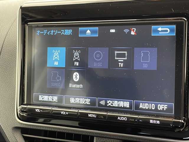 トヨタ ヴォクシー ハイブリッド ZS 煌Ⅱ 千葉県 2017(平29)年 4.8万km ブラック 純正メモリナビ/　（DVD/フルセグTV/Bluetooth/MSV）/バックカメラ/純正フリップダウンモニター/ビルトインETC2.0/前後ドライブレコーダー/両側パワースライドドア/TOYOTA Safety Sense C/プリクラッシュセーフティ/レーンディパーチャーアラート/先行車発進告知機能/オートマチックハイビーム/横滑り防止装置/リアサンシェード/革巻きステアリング/純正16インチアルミホイール/純正LEDヘッドライト/スマートキー/保証書/取扱説明書