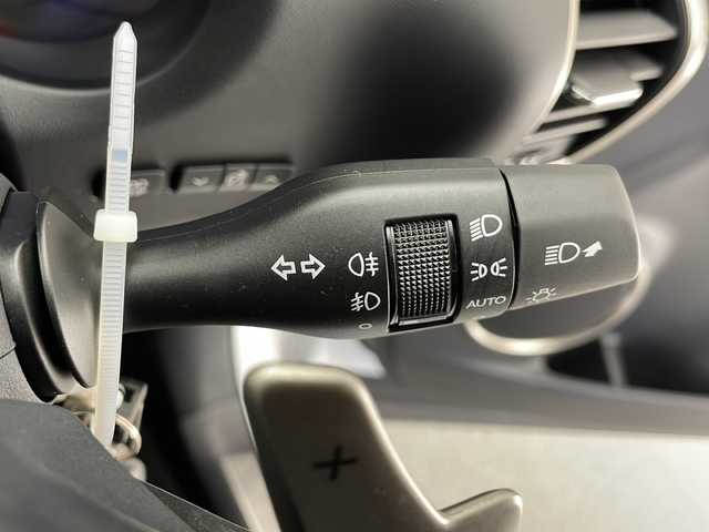 レクサス ＮＸ 300 Fスポーツ 長野県 2017(平29)年 2.6万km ホワイトノーヴァガラスフレーク 4WD/純正メモリナビ&フルセグTV&CD&DVD&USB&BT/アダプティブクルーズコントロール/レーンディパーチャーアラート/プリクラッシュセーフティ/パーキングサポートブレーキ/ブラインドスポットモニター/ヘッドアップディスプレイ/アイドリングストップ/サンルーフ/赤革シート/前席エアシート/前席シートヒーター/前席パワーシート/運転席シートメモリ/ステアリングスイッチ/ステアリングヒーター/パドルシフト/バックカメラ/サイドカメラ/ビルトインETC2.0/LEDヘッドライト/オートライト/フロントフォグランプ/リアフォグランプ/電動格納ミラー/ウィンカーミラー/電動ホールド/オートホールド/RAYS20インチAW装着/純正フロアマット/純正ドアバイザー/プッシュスタート/スマートキー/カードキー1枚/スペアキー1本/取扱説明書/新車保証書