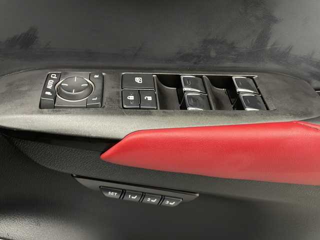 レクサス ＮＸ 300 Fスポーツ 長野県 2017(平29)年 2.6万km ホワイトノーヴァガラスフレーク 4WD/純正メモリナビ&フルセグTV&CD&DVD&USB&BT/アダプティブクルーズコントロール/レーンディパーチャーアラート/プリクラッシュセーフティ/パーキングサポートブレーキ/ブラインドスポットモニター/ヘッドアップディスプレイ/アイドリングストップ/サンルーフ/赤革シート/前席エアシート/前席シートヒーター/前席パワーシート/運転席シートメモリ/ステアリングスイッチ/ステアリングヒーター/パドルシフト/バックカメラ/サイドカメラ/ビルトインETC2.0/LEDヘッドライト/オートライト/フロントフォグランプ/リアフォグランプ/電動格納ミラー/ウィンカーミラー/電動ホールド/オートホールド/RAYS20インチAW装着/純正フロアマット/純正ドアバイザー/プッシュスタート/スマートキー/カードキー1枚/スペアキー1本/取扱説明書/新車保証書