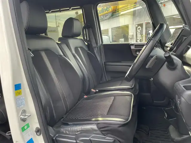 ホンダ Ｎ ＢＯＸ 埼玉県 2018(平30)年 4.6万km プレミアムホワイトパールⅡ ハーフレザーシート/純正ＳＤナビ＆フルセグＴＶ/（ＤＶＤ＆ＣＤ＆ＭＳＶ＆ＵＳＢ＆ＢＴ）/バックカメラ/ビルトインＥＴＣ/ドライブレコーダー/衝突軽減ブレーキ/先行車発進お知らせ機能/路外逸脱抑制機能/標識認識機能/アダプティブクルーズコントロール/革巻ステアリング/ステアリングリモコン/両側パワースライドドア/コーナーセンサー/純正エアロ/純正１５inアルミホイール/オートライト/ＬＥＤライト/ＬＥＤフォグランプ/ウィンカーミラー/電動格納ミラー/スマートキー/プッシュスタート/Ｗ＆サイド＆カーテンエアバッグ/横滑り防止装置/ＡＢＳ/ドアバイザー/フロアマット/新車保証書/取扱説明書/スマートスペアキー有