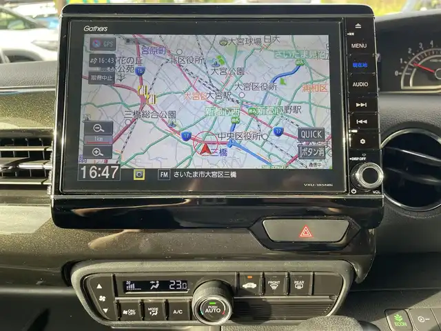 ホンダ Ｎ ＢＯＸ 埼玉県 2018(平30)年 4.6万km プレミアムホワイトパールⅡ ハーフレザーシート/純正ＳＤナビ＆フルセグＴＶ/（ＤＶＤ＆ＣＤ＆ＭＳＶ＆ＵＳＢ＆ＢＴ）/バックカメラ/ビルトインＥＴＣ/ドライブレコーダー/衝突軽減ブレーキ/先行車発進お知らせ機能/路外逸脱抑制機能/標識認識機能/アダプティブクルーズコントロール/革巻ステアリング/ステアリングリモコン/両側パワースライドドア/コーナーセンサー/純正エアロ/純正１５inアルミホイール/オートライト/ＬＥＤライト/ＬＥＤフォグランプ/ウィンカーミラー/電動格納ミラー/スマートキー/プッシュスタート/Ｗ＆サイド＆カーテンエアバッグ/横滑り防止装置/ＡＢＳ/ドアバイザー/フロアマット/新車保証書/取扱説明書/スマートスペアキー有