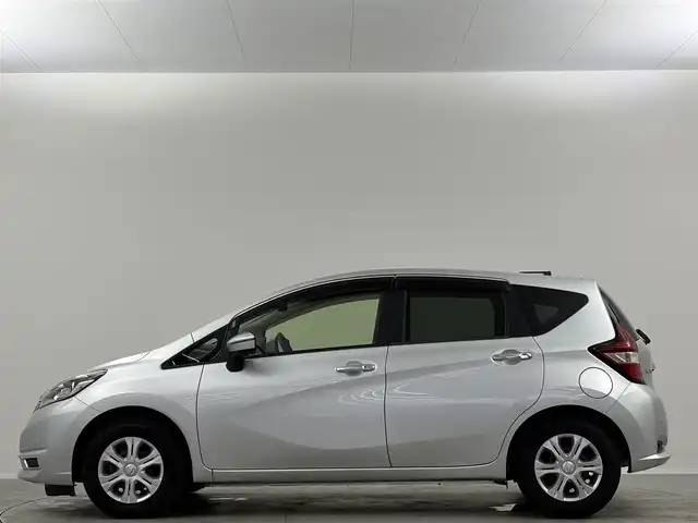 日産 ノート X Vセレクション 埼玉県 2020(令2)年 2.9万km ブリリアントシルバー 純正ナビ　フルセグ　CD DVD BT　アラウンドビューモニター　ETC　ドラレコ　HIDオートライト　スマートルームミラー　アイドリングストップ　コーナーセンサー