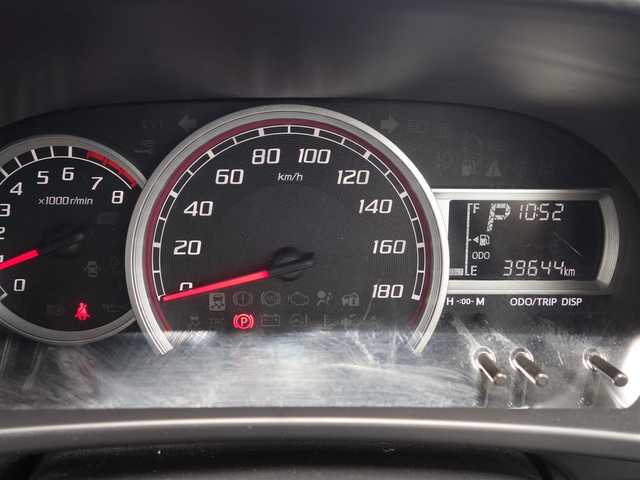 トヨタ パッソ モーダ 山形県 2019(令1)年 4万km パールホワイトⅢ 4WD/モデリスタエアロ/モデリスタメッキガーニッシュ/衝突被害軽減システム/SDナビ/　　【CD DVD フルセグ USB】/LEDオートヘッドライト/シートヒーター/モデリスタ14インチアルミホイール/コーナーセンサー/アイドリングストップ/ステアリングスイッチ/電動格納ウィンカーミラー/フォグランプ/フロアマット/ドアバイザ―/スマートキー