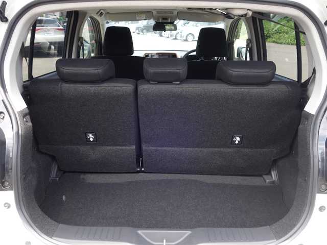 トヨタ パッソ モーダ 山形県 2019(令1)年 4万km パールホワイトⅢ 4WD/モデリスタエアロ/モデリスタメッキガーニッシュ/衝突被害軽減システム/SDナビ/　　【CD DVD フルセグ USB】/LEDオートヘッドライト/シートヒーター/モデリスタ14インチアルミホイール/コーナーセンサー/アイドリングストップ/ステアリングスイッチ/電動格納ウィンカーミラー/フォグランプ/フロアマット/ドアバイザ―/スマートキー