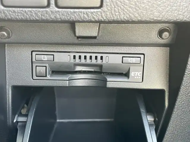 トヨタ ヴェルファイア Z Aエディション ゴールデンアイズ 岡山県 2016(平28)年 8.6万km ブラック モデリスタフルエアロ　純正１０型ナビ　純正１２．１型後席モニター　バックカメラ　ETC　両側電動スライドドア　電動リアゲート　ウッドコンビステアリング　クルーズコントロール　ＬＥＤ フォグ 禁煙車