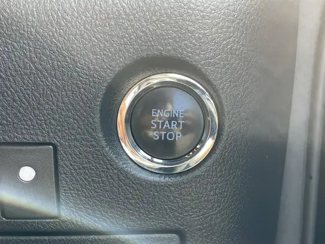 トヨタ ヴェルファイア Z Aエディション ゴールデンアイズ 岡山県 2016(平28)年 8.6万km ブラック モデリスタフルエアロ　純正１０型ナビ　純正１２．１型後席モニター　バックカメラ　ETC　両側電動スライドドア　電動リアゲート　ウッドコンビステアリング　クルーズコントロール　ＬＥＤ フォグ 禁煙車