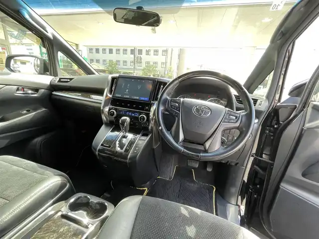 トヨタ ヴェルファイア Z Aエディション ゴールデンアイズ 岡山県 2016(平28)年 8.6万km ブラック モデリスタフルエアロ　純正１０型ナビ　純正１２．１型後席モニター　バックカメラ　ETC　両側電動スライドドア　電動リアゲート　ウッドコンビステアリング　クルーズコントロール　ＬＥＤ フォグ 禁煙車