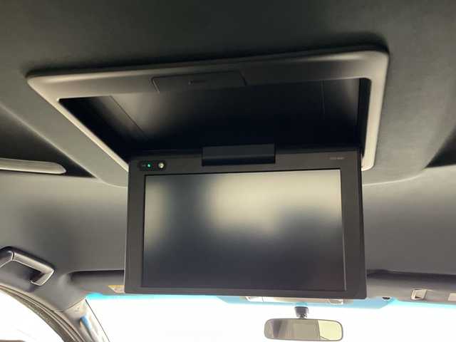 トヨタ ヴェルファイア Z Aエディション ゴールデンアイズ 愛媛県 2016(平28)年 8.6万km ブラック モデリスタエアロ/１２型後席用モニター/純正１０型ナビ/フルセグTV　Bluetooth/バックカメラ/クルーズコントロール/両側電動スライドドア/電動リアゲート/ＥＴＣ/オットマン/コーナーセンサー/純正フロアマット/ＬＥＤヘッドライト/禁煙車