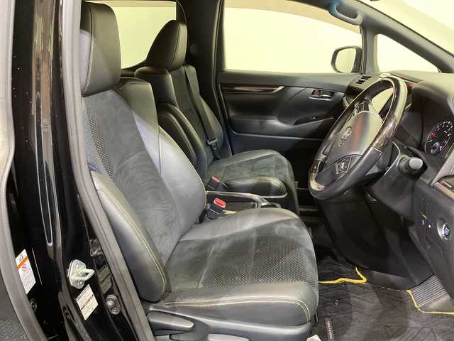 トヨタ ヴェルファイア Z Aエディション ゴールデンアイズ 愛媛県 2016(平28)年 8.6万km ブラック モデリスタエアロ/１２型後席用モニター/純正１０型ナビ/フルセグTV　Bluetooth/バックカメラ/クルーズコントロール/両側電動スライドドア/電動リアゲート/ＥＴＣ/オットマン/コーナーセンサー/純正フロアマット/ＬＥＤヘッドライト/禁煙車