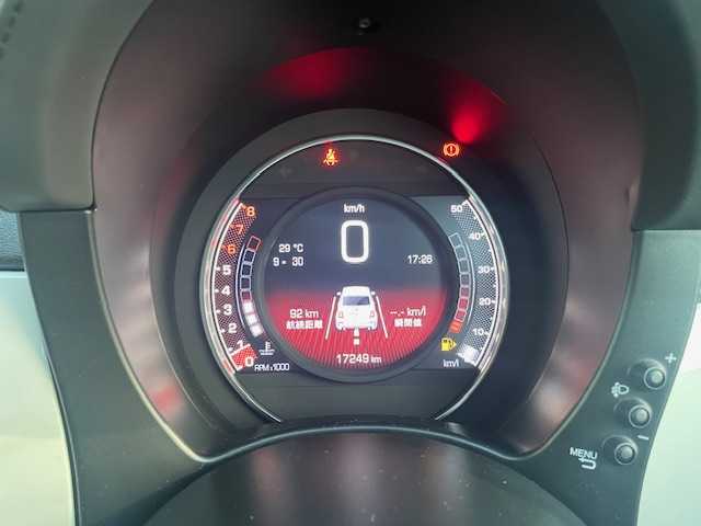 アバルト ５９５ 愛知県 2021(令3)年 1.8万km ホワイト 5MT/ETC/ターボ/ディスプレイオーディオ/Bluetooth/USB/AppleCarPlay/前後ドライブレコーダー/デジタルインナーミラー/後方コーナーセンサー/純正フロアマット/純正アルミホイール/エアバック/スペアキー/保証書/取扱説明書