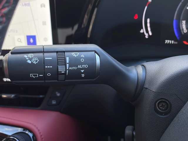 レクサス ＮＸ 350h Fスポーツ 秋田県 2023(令5)年 0.8万km ホワイトノーヴァガラスフレーク 純正ナビ/・フルセグテレビ/・ＢＴ/・ミラーキャスト/・ラジオ/ムーンルーフ/三眼フルＬＥＤヘッドライト/Ｆスポーツ専用オレンジキャリパー/デジタルインナーミラー/前方ドライブレコーダー/ドライブモード切替機能/純正フロアマット/電動リアゲート/運転席シートメモリー/前席パワーシート