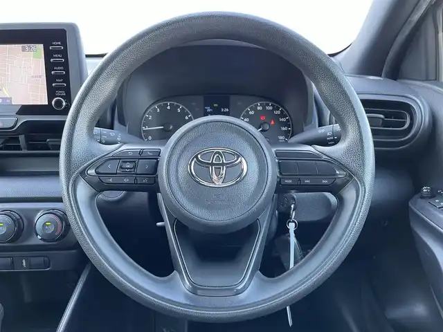 トヨタ ヤリス X Bパッケージ 山梨県 2020(令2)年 7.1万km スーパーホワイトⅡ 純正ディスプレイオーディオ/Bluetooth接続/バックカメラ/ステアリングスイッチ/オート電動格納ミラー/アップルカープレイ/スペアキー/保証書