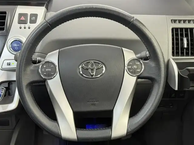 トヨタ プリウス α S ツーリングセレクション 愛知県 2013(平25)年 5万km ホワイトパールクリスタルシャイン 純正HDDナビ/・Bluetoot/・フルセグTV/・CD/DVD/・HDD/・SD/前後ドライブレコーダー/ビルトインETC/横滑り防止装置/オートライト/フォグランプ/ヘッドライトウォッシャー/トラクションコントロール/純正18インチAW/純正フロアマット/レザー調シートカバー/プッシュスタート/スマートキー/スペアキー