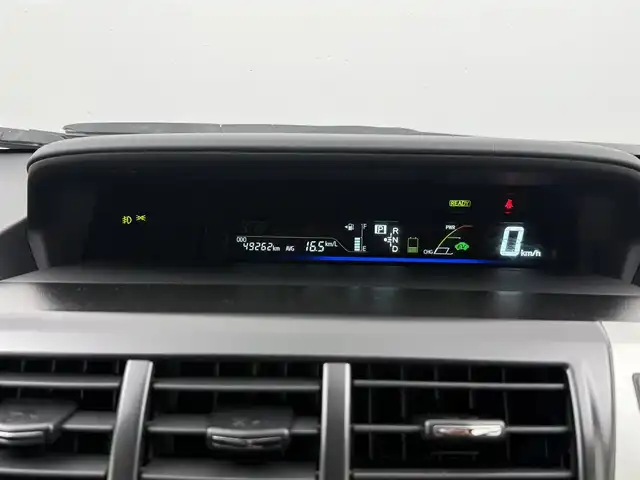 トヨタ プリウス α S ツーリングセレクション 愛知県 2013(平25)年 5万km ホワイトパールクリスタルシャイン 純正HDDナビ/・Bluetoot/・フルセグTV/・CD/DVD/・HDD/・SD/前後ドライブレコーダー/ビルトインETC/横滑り防止装置/オートライト/フォグランプ/ヘッドライトウォッシャー/トラクションコントロール/純正18インチAW/純正フロアマット/レザー調シートカバー/プッシュスタート/スマートキー/スペアキー