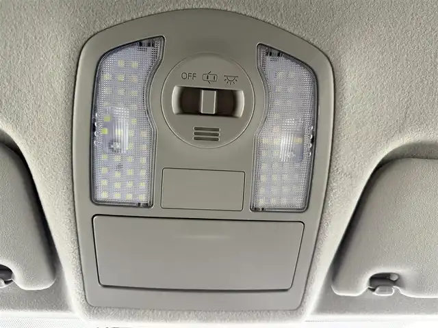 トヨタ プリウス α S ツーリングセレクション 愛知県 2013(平25)年 5万km ホワイトパールクリスタルシャイン 純正HDDナビ/・Bluetoot/・フルセグTV/・CD/DVD/・HDD/・SD/前後ドライブレコーダー/ビルトインETC/横滑り防止装置/オートライト/フォグランプ/ヘッドライトウォッシャー/トラクションコントロール/純正18インチAW/純正フロアマット/レザー調シートカバー/プッシュスタート/スマートキー/スペアキー