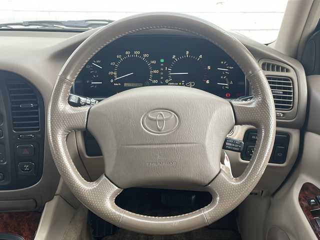 トヨタ ランドクルーザー VX－LTD 秋田県 2001(平13)年 11.1万km レッドマイカ ・サンルーフ/・ルーフレール/・シートヒーター/・レザーシート/・ドライブレコーダー/・クルーズコントロール/・ＡＢＳ/・クルーズコントロール・/・純正フロアマット/・純正アルミホイール/・ＡＡＣ/・４WD/・オートライト/・パワーウィンドウ/・パワーステアリング