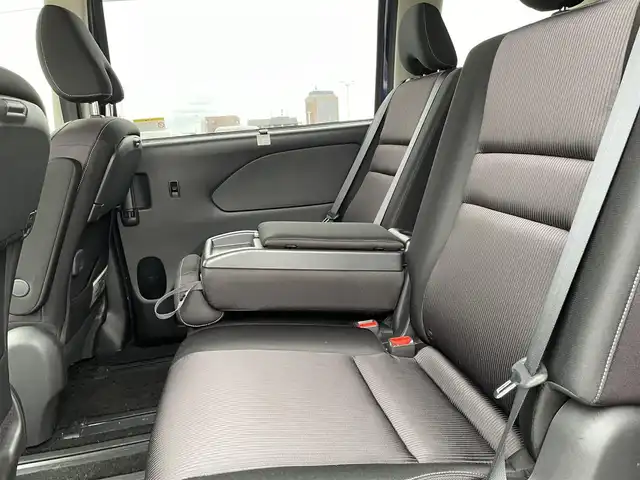 日産 セレナ ハイウェイスター プロパイロットED 石川県 2017(平29)年 8.4万km アズライトブルー ワンオーナー/プロパイロット/純正メモリーナビ/フルセグTV/バックカメラ/両側パワースライドドア/ETC/純正アルミホイール/インテリキー/プッシュスタート/電動ミラー/保証書