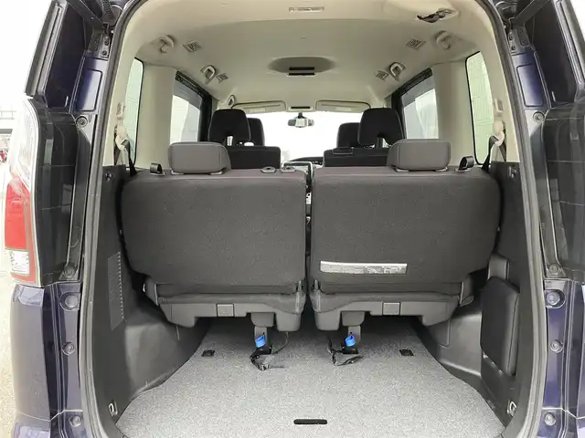日産 セレナ ハイウェイスター プロパイロットED 石川県 2017(平29)年 8.4万km アズライトブルー ワンオーナー/プロパイロット/純正メモリーナビ/フルセグTV/バックカメラ/両側パワースライドドア/ETC/純正アルミホイール/インテリキー/プッシュスタート/電動ミラー/保証書
