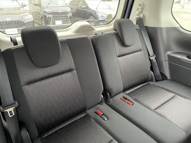 日産 セレナ ハイウェイスター プロパイロットED 石川県 2017(平29)年 8.4万km アズライトブルー ワンオーナー/プロパイロット/純正メモリーナビ/フルセグTV/バックカメラ/両側パワースライドドア/ETC/純正アルミホイール/インテリキー/プッシュスタート/電動ミラー/保証書