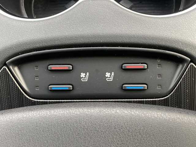 トヨタ ハリアー Z レザーパッケージ 佐賀県 2021(令3)年 4.2万km プレシャスブラックパール ワンオーナー/モデリスタエアロ/純正12.3インチナビ/バックモニター/プリクラッシュセーフティ/レーンディパーチャーアラート/オートハイビーム/アダプティブクルーズコントロール/ブラインドスポットモニター/リアクロストラフィックアラート/クリアランスソナー/ヘッドアップディスプレイ/デジタルインナーミラー（前方録画機能付き）/パワーバックドア/ETC2.0/レザーシート/メモリパワーシート/シートヒーター/エアシート/ステアリングヒーター/ステアリングリモコン/電動パーキングブレーキ/オートブレーキホールド/プッシュスタート/スマートキー/LEDヘッドライト/フォグライト/純正アルミホイール